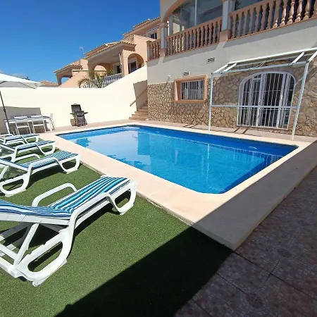 בית הארחה Noemi, Con Piscina Privada *